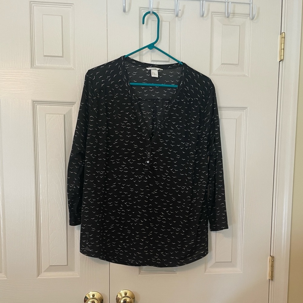 H&M Black and White Patterned Top